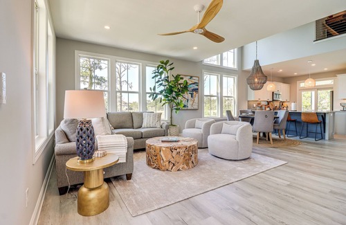 Myrtle Grove Casa | "No Regerts" a Modern and Spacious 5-bedroom home in Wilmington