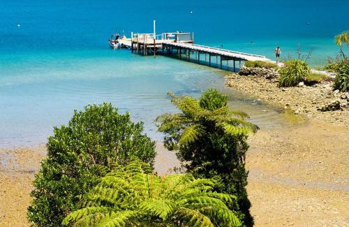 Furneaux Casa | No Road Inn in Endeavour Inlet, Marlborough Sounds