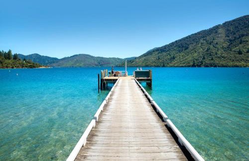 Furneaux Casa | No Road Inn in Endeavour Inlet, Marlborough Sounds