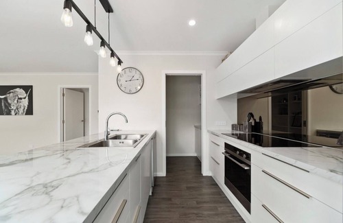 Wharewaka Casa | No Service Fee - 3 min drive to the lake