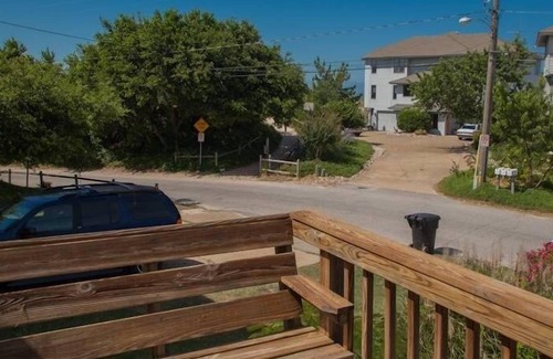 Northwest Casa | No Worries Family Home features BBQ, Across from the Beach Access by RedAwning