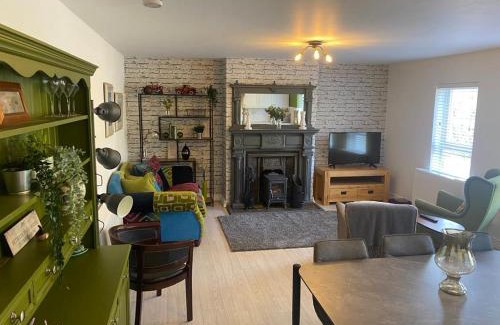 Moville Apartamento | No2 at Rosebank Apartments