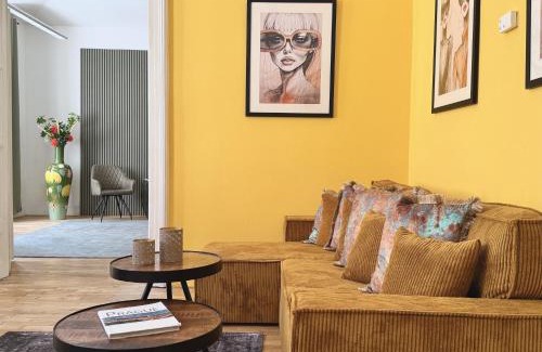 Stare Mesto Apartamento | No2 Style & Design XXL City Centre Apartment