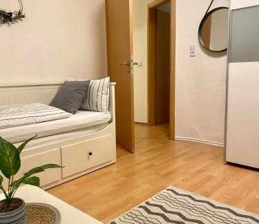 Jagersfreude Apartamento | No3 TOP Apartment4You 3Zimmer 1-8Pers. Saarbrücken Jägersfreude Saarbruecken