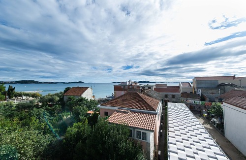 Pakostane Apartamento | No5 Penthouse 2 Bedroom Apartment