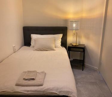 Vasteras Apartamento | Noah Longstay Apartment