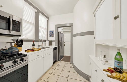 Nob Hill Apartamento | Hermoso Upper Nob Hill / Russian Hill Apartment