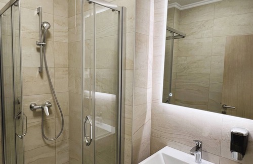 Novi Beograd Hotel | Nobel West Hotel