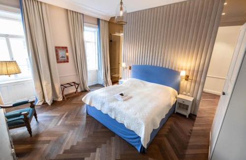 Landstrasse Apartamento | Noble Luxurious Palais