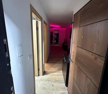 Sumadija Apartamento | Nobus Jezerska zvezda A7