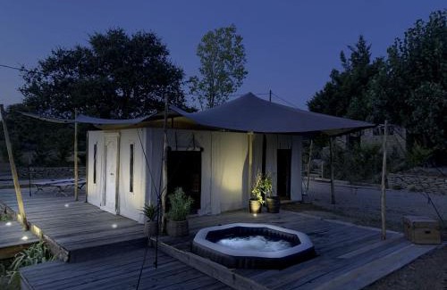 Saint-Julien Cabina | Noccemada "Spirit of Bali" Lodge, Pool & Spa