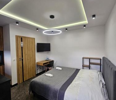 Gorlice Apartamento | Noclegi APART - Domek na wyłączność
