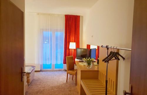 Opole Casa | Noclegi Portowa