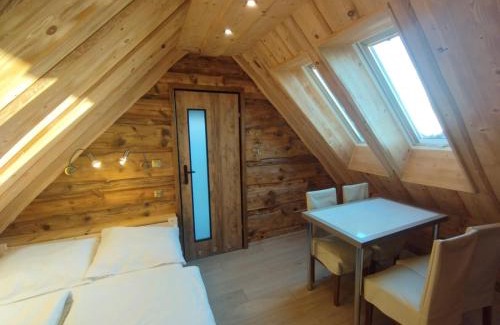 Krajno Pierwsze Casa | Noclegi u Banysia w sercu Gór Świętokrzyskich
