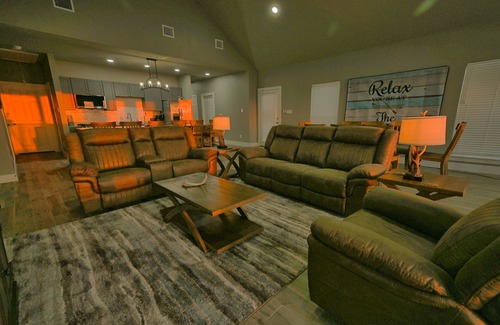 Nocona Casa | Nocona Lakefront with 40 private acres, beds for 8, newly constructed in 2024!