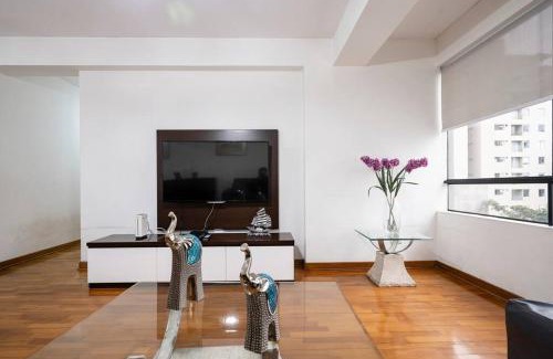Miraflores Apartamento | Nogales Family Apartments by Vibrant