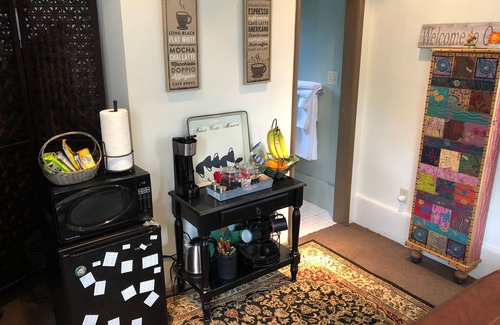 NoHo Arts District Casa | NoHo Arts District Private Guesthouse