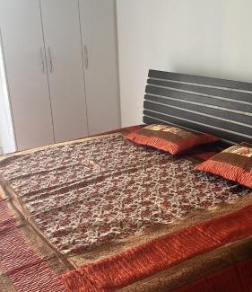 Noida Apartamento | Noida bliss! #wifi #parking #private