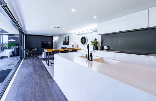 Wanaka Casa | Noir North Retreat Th