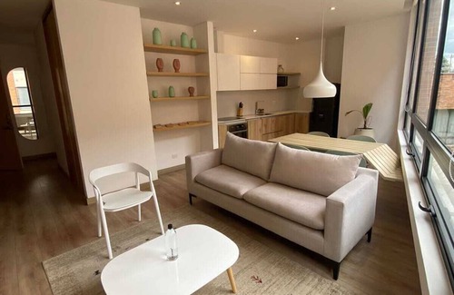 Bogota Apartamento | Breathtaking 2 BR in Zona Rosa