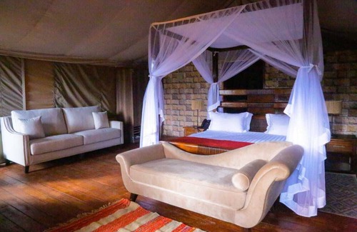 Sagana Cabina | Nokras Enkare Luxury Tented Camp Sagana