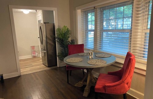 Central Hyde Park Apartamento | NOLA Vibe/Oversized 1 bedroom/Entire unit
