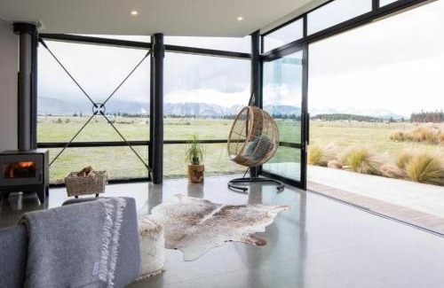 Twizel Casa | NOMAC No8, Luxury holiday home, Twizel