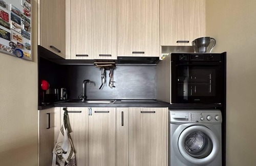 Sofia Apartamento | Nomad Friendly | Fast Wi-Fi | Kitchen | AC