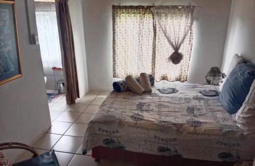 Merrivale Casa | Non Stop Adventures Weaver Cottage
