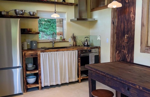 Oak View Cabaña | Non-toxic, eco-friendly, peaceful + private guesthouse for monthly bookings