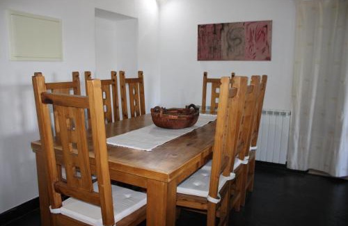 Alvarenga Casa | Noninha House