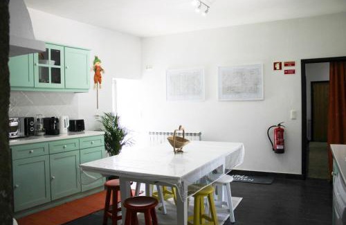 Alvarenga Casa | Noninha House