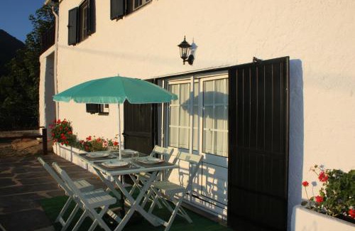 Alvarenga Casa | Noninha House