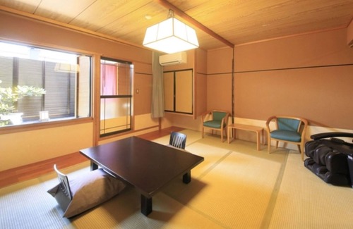 Kaminoyama Hotel | Nonsmoking 10 tatami room with massage chair / Kaminoyama Yamagata