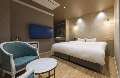 Suruga Ward Hotel | Nonsmoking Double room Choice of Japanese or Western breakfast included / Shizuoka Shizuoka
