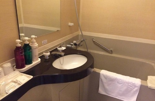 Narita Hotel | Nonsmoking JR Narita Station Twin WiFi T / Narita City Chiba