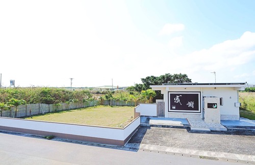 Miyakojima Casa | Nonsmoking One building with 100 tsubo garden / Miyakojima Okinawa