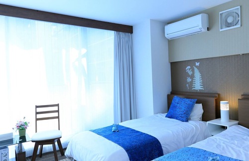 Namba Hotel | Nonsmoking Triple room with bathroom and toilet Up to 4 people Sakuragawa Riverside Hotel / Osaka Ōsaka