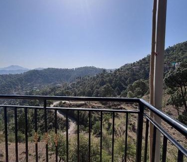 Kasauli Casa | Noorani Hills Home Stay 2 BHK