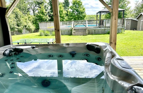 Grey Highlands Cabaña | Nordic Nook: Family Retreat with Salt Pool