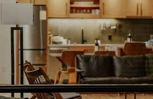 Clam Falls Cabina | Nordlys Lodging Co. - LongHouse
