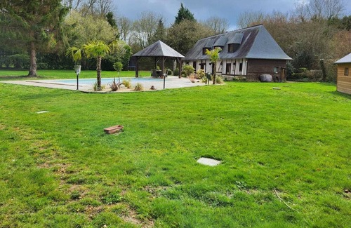Fontaine-la-Louvet Casa | Norman country house Swimming pool Garden