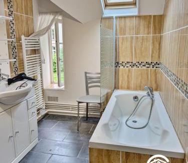 Lassay-les-Chateaux Casa | NORMANDIE
