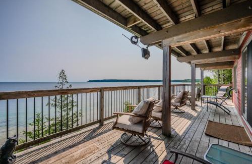 Lion's Head Casa | Norse Nook Waterfront W Hot Tub & Sauna