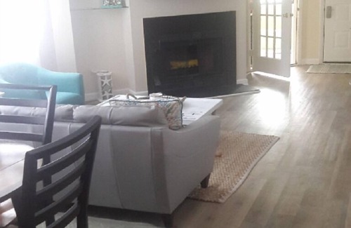 Virginia Beach Condominio | North beach condo, lindo, acogedor y limpio.