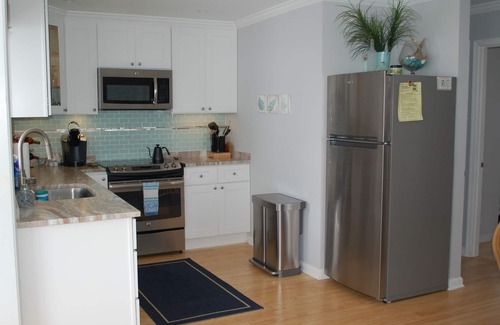 Bethany Beach Condominio | Norte Bethany Beach Condo - 2 BR Océano bloque! Playas tranquilas!