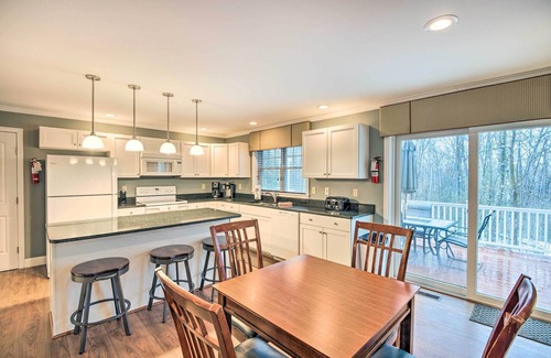 North Conway Cabaña | North Conway Home ~ 2 Mi to Cranmore Mountain!