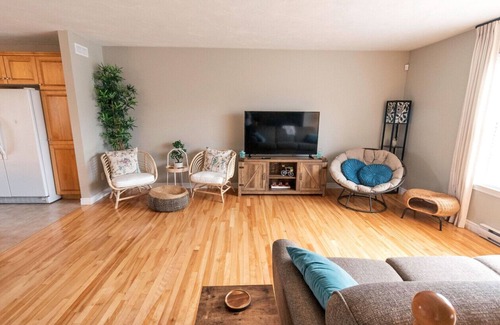 Moncton Casa | North End Moncton - Home