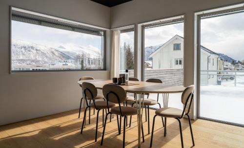 Tromso Villa | North Estate City House