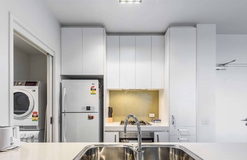 Carlton South Apartamento | * Nivel superior * CityLifestyle 3B2Bath para grupos de hasta 8